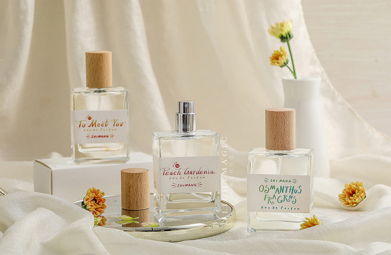 小香氛的大生意:御梵们如何撑起百亿香氛市场? 小香氛的大生意:御梵们如何撑起百亿香氛市场?