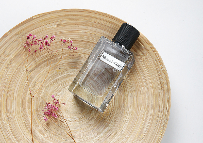 远离撞香尴尬,小众香有多香? 远离撞香尴尬,小众香有多香?