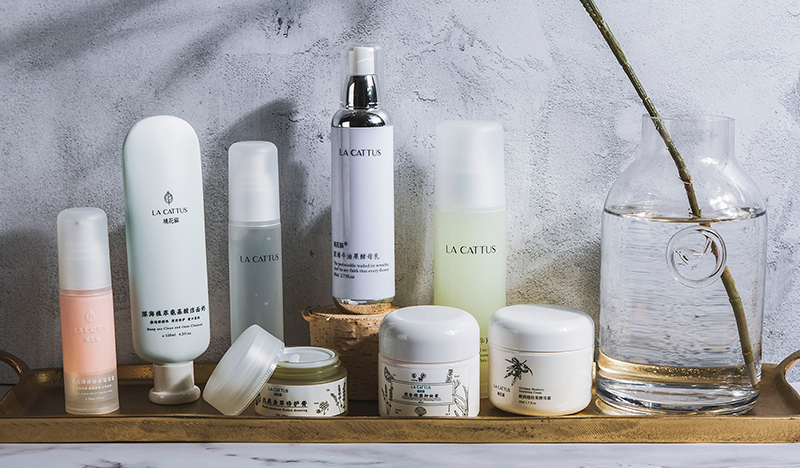 化妆品包装及创意表现实战 化妆品包装及创意表现实战