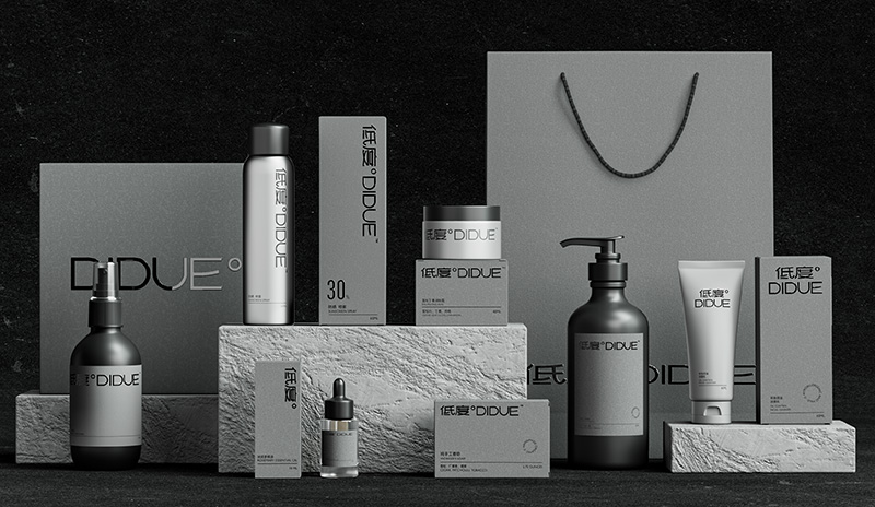 塑料瓶去色化趋势正悄然蔓延 “放弃绿色”更绿色 塑料瓶去色化趋势正悄然蔓延 “放弃绿色”更绿色